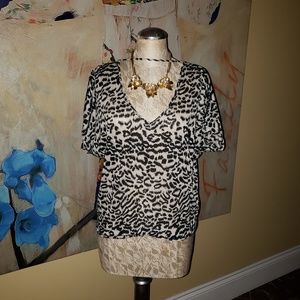 Leopard top
